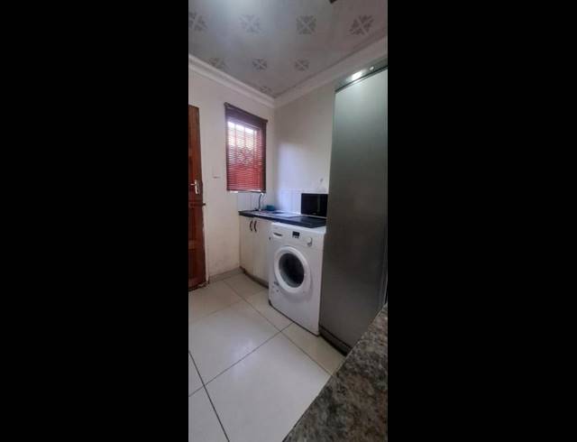 2 BEDROOM HOUSE FOR SALE IN PROTEA GLEN